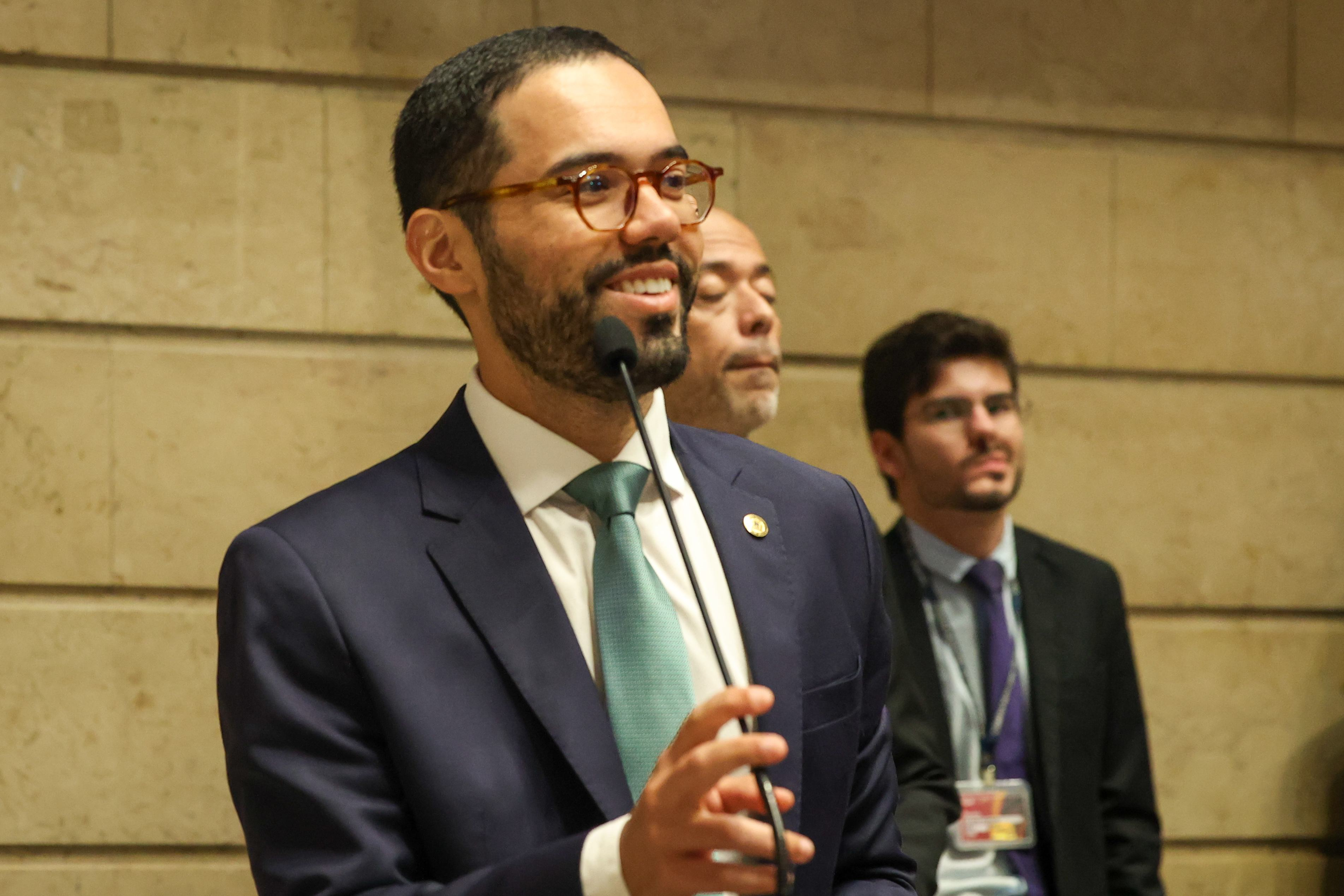 Pedro Duarte discursando